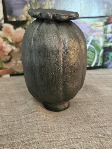 Vallmokapsel, liten, 200 kr